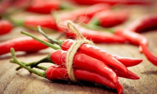 Muốn bảo quản ớt quanh năm mà luôn tươi rói thì ghim ngay mẹo này