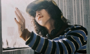 MV Sơn Tùng và quảng cáo Samsung: Thông điệp sai thời điểm là lời tỏ tình không đúng lúc 