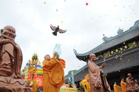 Những lưu ý khi phóng sinh Rằm tháng 7