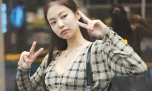 Goi gu thời trang sân bay ‘cực sang chảnh’ của Jennie Black Pink