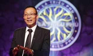 MC Lại Văn Sâm kể chuyện từng ngồi chợ Đồng Xuân phụ bán hàng cho mẹ vợ