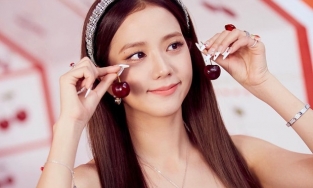 Ngắm loạt idol Hàn diện băng đô “xinh xỉu”