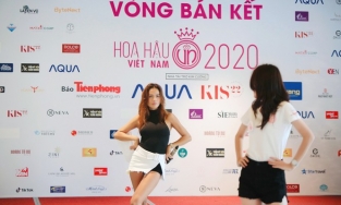 Dàn thí sinh Hoa Hậu Việt Nam 2020 tập catwalk trước thềm bán kết
