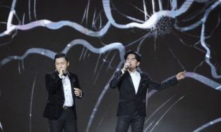 Màn song ca tái hiện lịch sử Làn sóng xanh của Lam Trường - Đan Trường