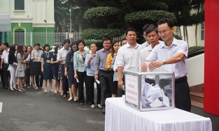 Đồng Nai: Sau 15 phút quyên góp hơn 3,5 tỷ đồng giúp đồng bào miền trung