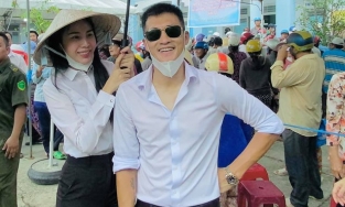 Bất chấp siêu bão Molave, Công Vinh hộ tống Thủy Tiên ra miền Trung cứu trợ