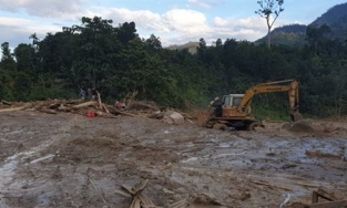 Vụ sạt lở đất tại Trà Leng: Thêm 2 thi thể được đưa ra khỏi hiện trường
