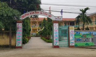 Thanh Hóa: Cháu bé 3 tuổi bị bỏ quên trong toilet của trường đến tối