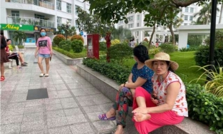 Vụ thi thể lìa đầu tại chung cư quận 7: Người dân bàng hoàng kể lại sự việc