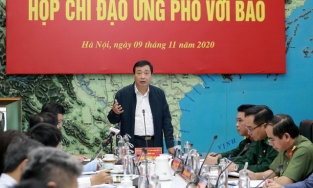 Bão số 12 chưa đổ bộ, cơn bão số 13 lại sắp vào Biển Đông