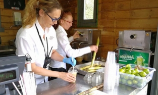 Nước mía 7000 đồng của Việt Nam trở thành hàng 'xa xỉ' tại Châu Âu.