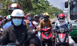 TP.HCM đạt chỉ số tia cực tím cao kỷ lục vào trưa nay