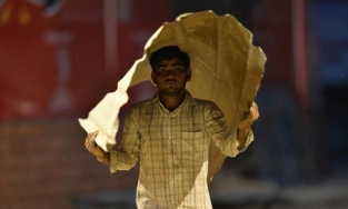 Nóng đến 50 độ, Ấn Độ đau đầu cách bảo quản vaccine Covid-19 ở âm 70 độ