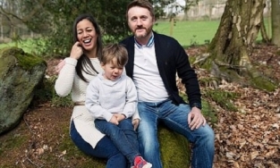 Cặp vợ chồng 'gương vỡ lại lành' nhờ đại dịch Covid-19