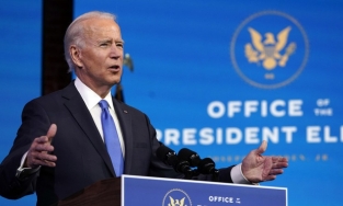 Ông Biden có xét nghiệm âm tính khi cố vấn thân cận mắc Covid-19