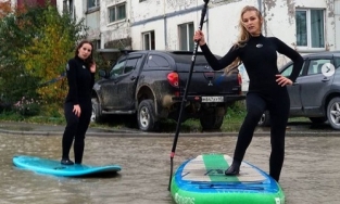 Vũng nước lạ có tài khoản Instagram với hơn 16.000 người theo dõi 