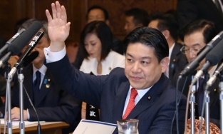 Cựu bộ trưởng Nhật Bản tử vong vì Covid-19