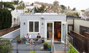 Nhiều cặp đôi mua được nhà nhờ hoãn cưới trong dịch Covid-19