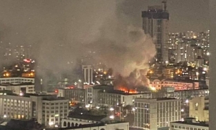 Vừa bước qua năm mới 20 phút, trường đại học tại Hàn Quốc bốc cháy dữ dội