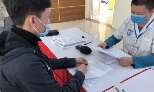 Việt Nam dự định mua 30 triệu liều vaccine Covid-19 từ Anh