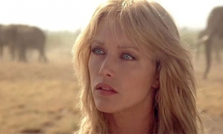 “Bond girl” Tanya Roberts qua đời ở tuổi 65 vì đột quỵ