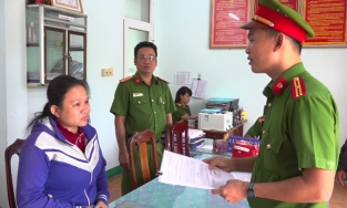 Quảng Nam: Giả làm đàn ông cưa cẩm cô hàng xóm suốt 5 năm lừa 1,2 tỷ đồng