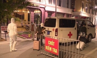 TP.HCM: Cách ly 4 người tiếp xúc gần du học sinh mắc Covid-19