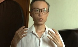 Nam diễn viên Hong Kong duy trì cân nặng 40 kg để chuyên vào vai người bệnh