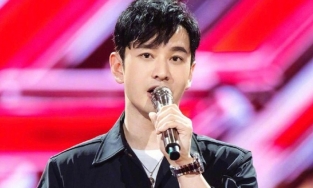 Huỳnh Hiểu Minh rút khỏi game show vì ồn ào với tình cũ Lý Phi Nhi