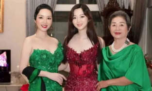 Anh Sa: Tiểu công chúa của HH Giáng My ngày nào giờ đã 27 tuổi