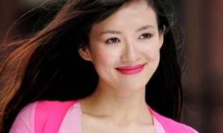 Bức ảnh 16 năm trước của Chương Tử Di bất ngờ hot trở lại