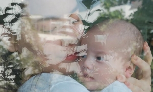 Hồ Ngọc Hà khoe ảnh cận của bé Lisa, quả đúng là bản sao hoàn hảo của mẹ