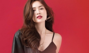 Xem tuổi xông đất năm 2021 cho tuổi Ngọ tiền vô như nước, phát công danh