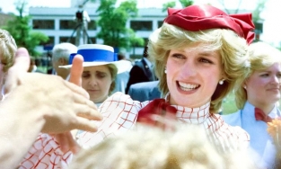 7 lý do khiến công nương Diana dù 'nổi loạn' nhưng lại được yêu mến nhất Hoàng gia Anh