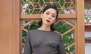 Lâm Bảo Châu gọi Lệ Quyên bằng 'bé Gà', còn hẹn hò Tết đi chợ hoa