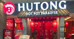 Bộ Y tế tìm người từng đến nhà hàng lẩu Hutong ở Hà Nội