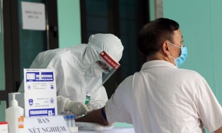 Ngày 3/2, thêm 19 ca nhiễm Covid-19 mới trong cộng đồng, một ca nhập cảnh