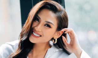 Siêu mẫu Võ Hoàng Yến bất ngờ khoe chuyện đã có chồng