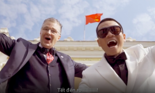 Đại sứ Mỹ Kritenbrink làm nóng MXH bằng màn hát Rap chúc Tết người dân Việt