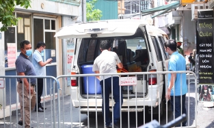 Sáng Mùng 1 Tết (12/2): Hà Nội ghi nhận thêm 1 ca dương tính với Covid-19