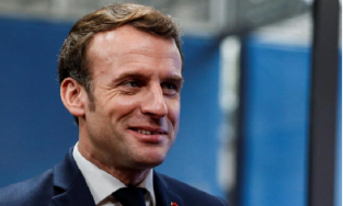 Tổng thống Pháp nhận 'bão like' với thông điệp chúc Tết ý nghĩa bằng Tiếng Việt