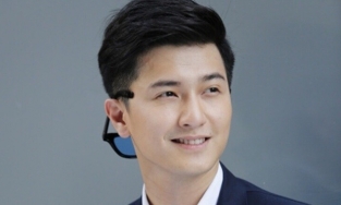 Nửa đêm, Huỳnh Anh lên tiếng vụ đặt nhẫn kim cương cầu hôn xong thì đòi trả