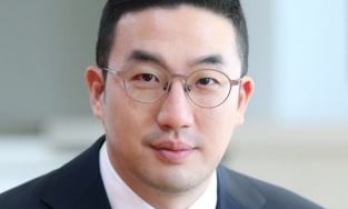 Chân dung người con nuôi được thừa kế toàn bộ đế chế LG hàng trăm triệu USD