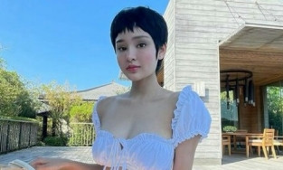 Hiền Hồ gia nhập đường đua bikini sau Tết 'mặt học sinh, body phụ huynh' 