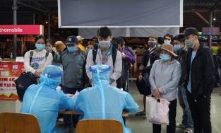 Từ tháng 3, người Hà Nội đến TP.HCM có cần phải cách ly hay không?