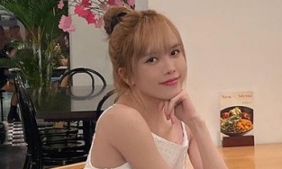 Thiều Bảo Trâm lại 'bão Instagram' với loạt ảnh búi tóc lạ mắt