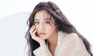 Văn Mai Hương nhắc về người yêu cũ: 'Chia tay xong cưới ngay lập tức'