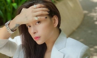 Huy Trần đăng ảnh ngọt ngào mà Ngô Thanh Vân lại có vẻ đang giận dỗi