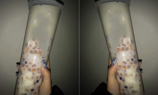 Dân tình xôn xao với ly trà sữa 'siêu to siêu khổng lồ' size XXXXXXL dài hơn 37cm 