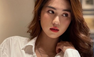 Từng chia sẻ chỉ yêu trai GIÀU, Ngọc Trinh bỗng 'quay xe' tuyên bố đang yêu người không 'đạt chuẩn'